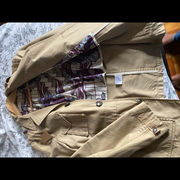 Jacket - Picture 3 of 3